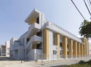 千早小学校 講堂体育館